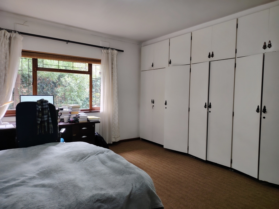 3 Bedroom Property for Sale in Golden Acre Western Cape